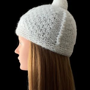 Women's all-season wool hat